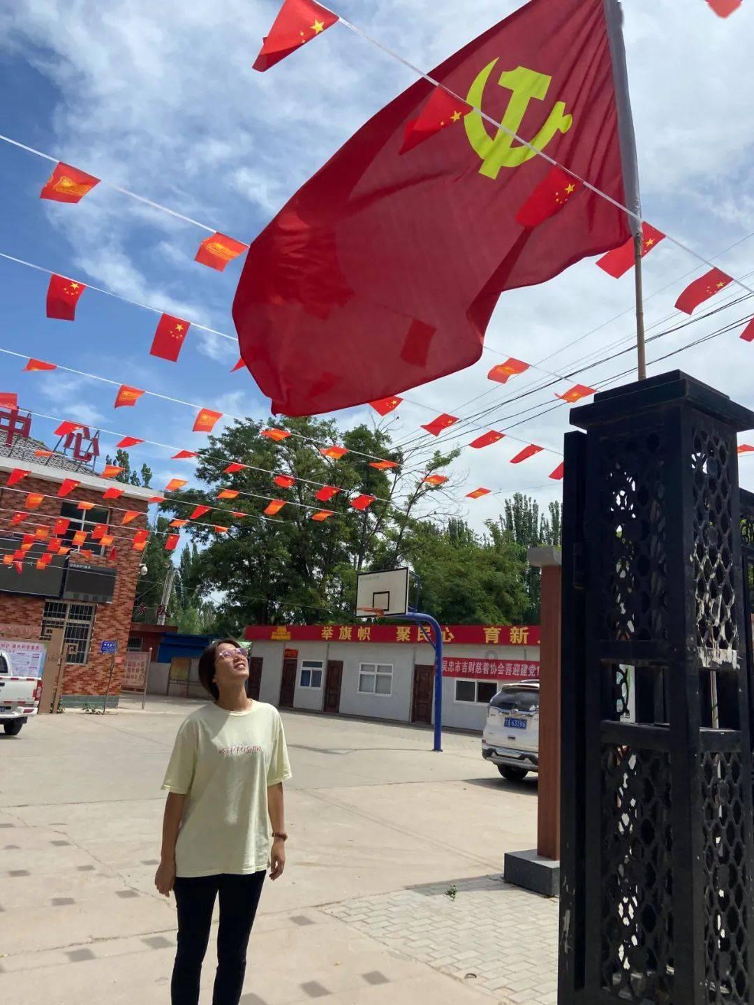 从凤城九路东段到绿地世纪城怎么坐公交车，最快需要