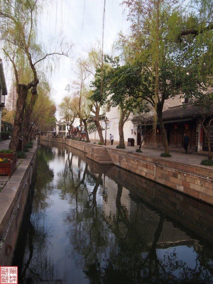 全球最大固态硬盘开启预售:61TB容量,价格超26000元!